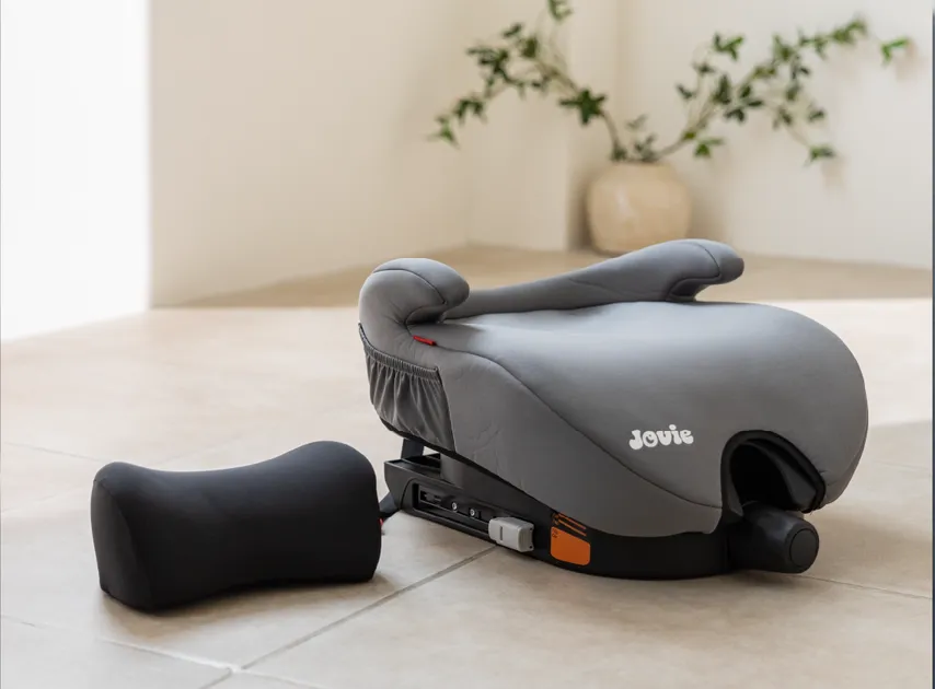 Jovie : The world’s first height-adjustable booster seat
