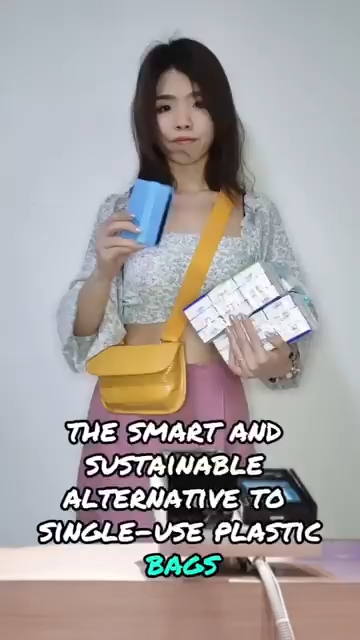 Morph Bag — Business Card-Style Fashionable Smart Folding Bag – Color Shipped Randomly