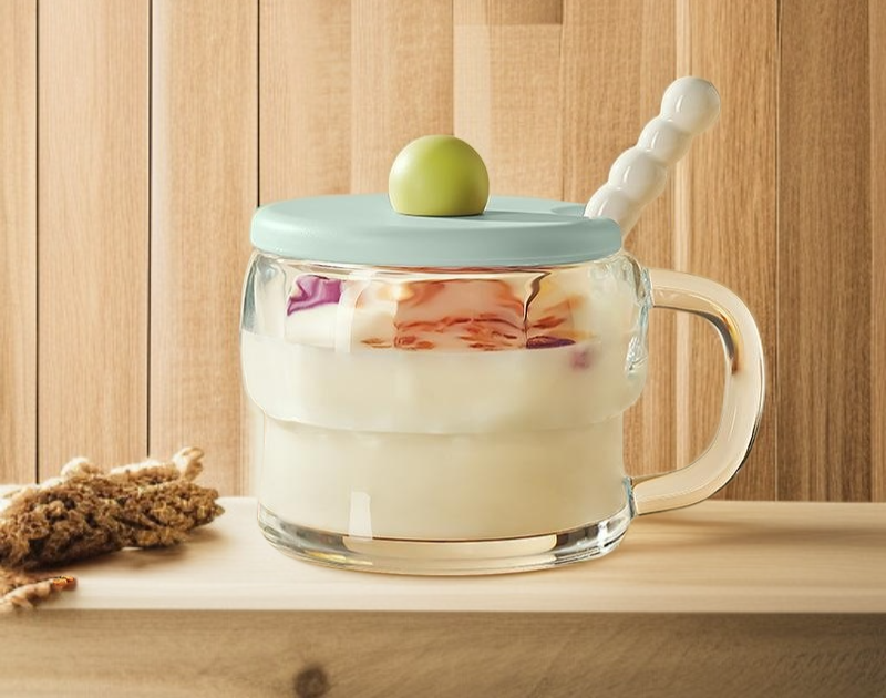 แก้วมีฝาปิดป้องกันฝุ่น