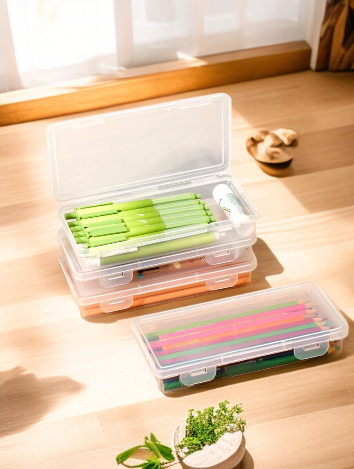 Easy-access tape storage box for students