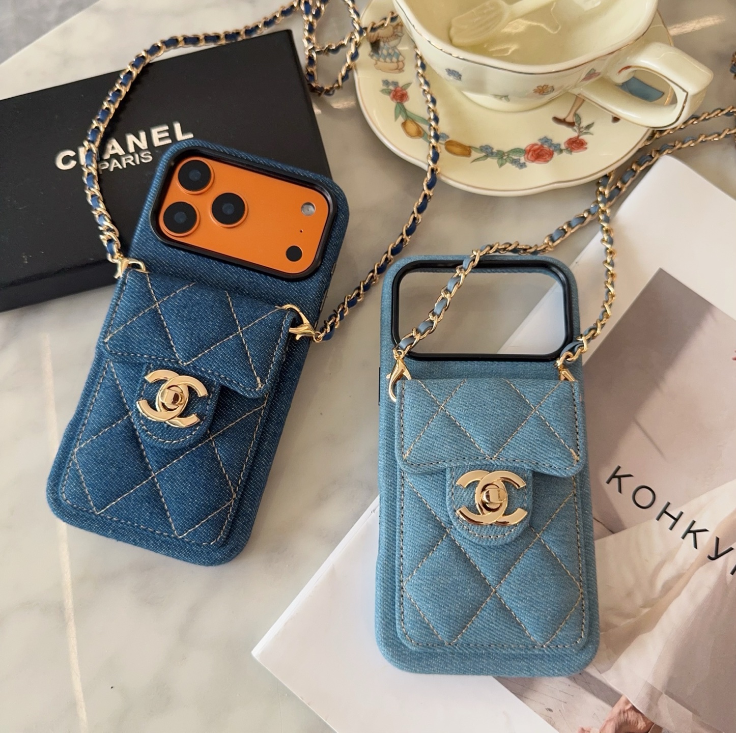 人気のスマホケース、おしゃれなクロスボディiPhoneケース