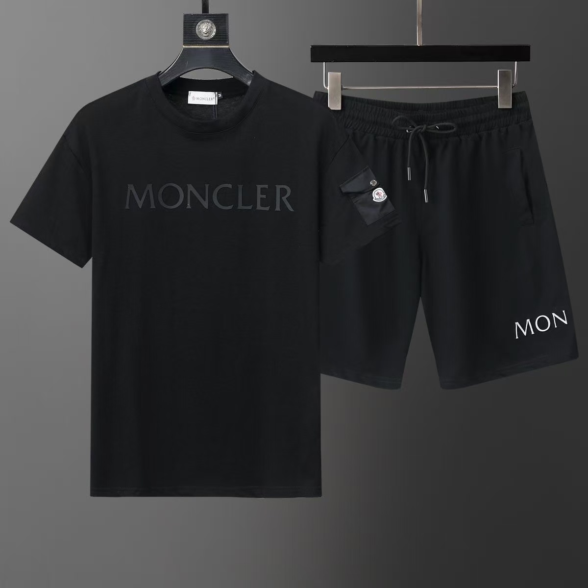 『M-3XL』夏物ラウンドネック半袖ショートパンツトレンディスポーツウェアカジュアルツーピースセット