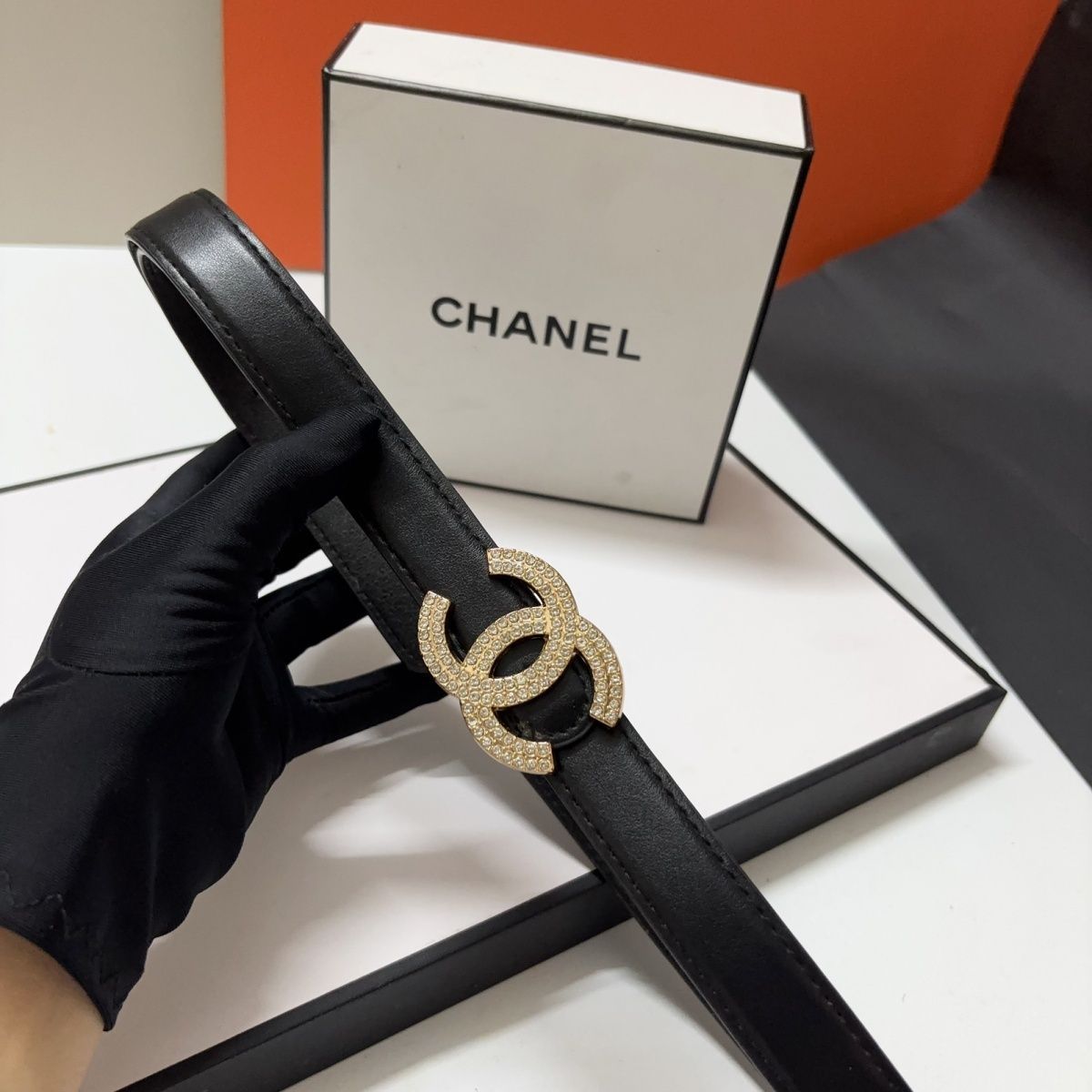 新しい高級レディースベルト、ファッショナブルで多用途なレザーベルト