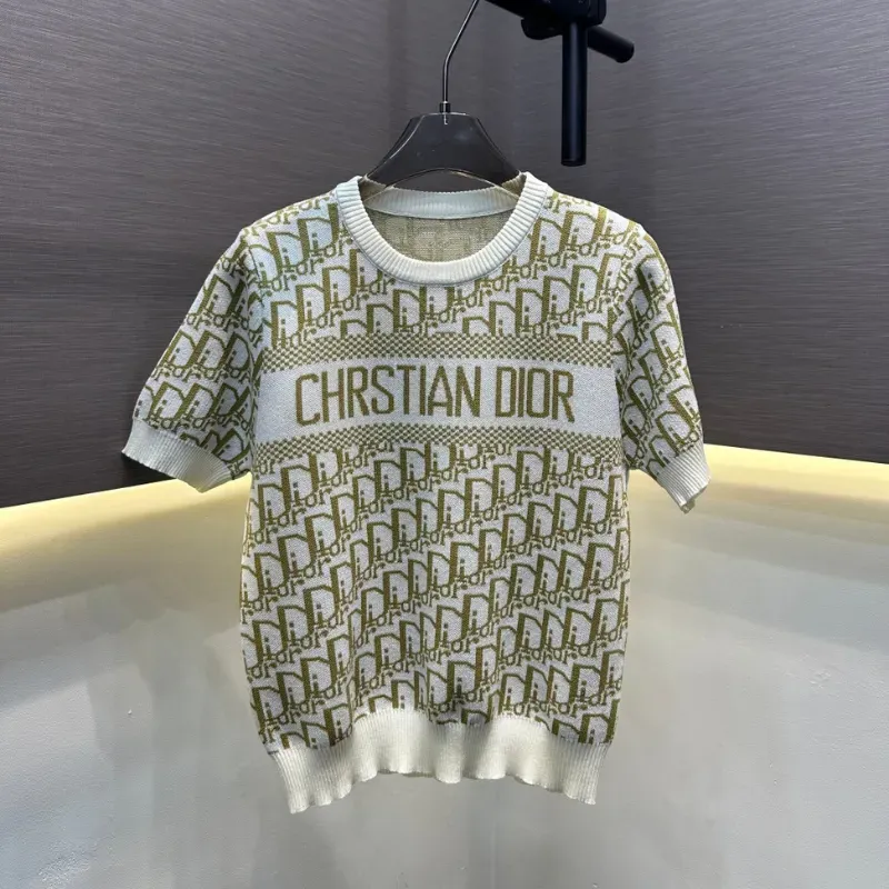 『フリーサイズ』高級感 売れ筋 今季も大流行 おしゃれ モード ニット生地 2カラー Ｔシャツ