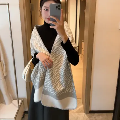 上質感あふれる！ふんわり軽い 手触りの良い 暖か ウール94%、シルク6% マフラー 1