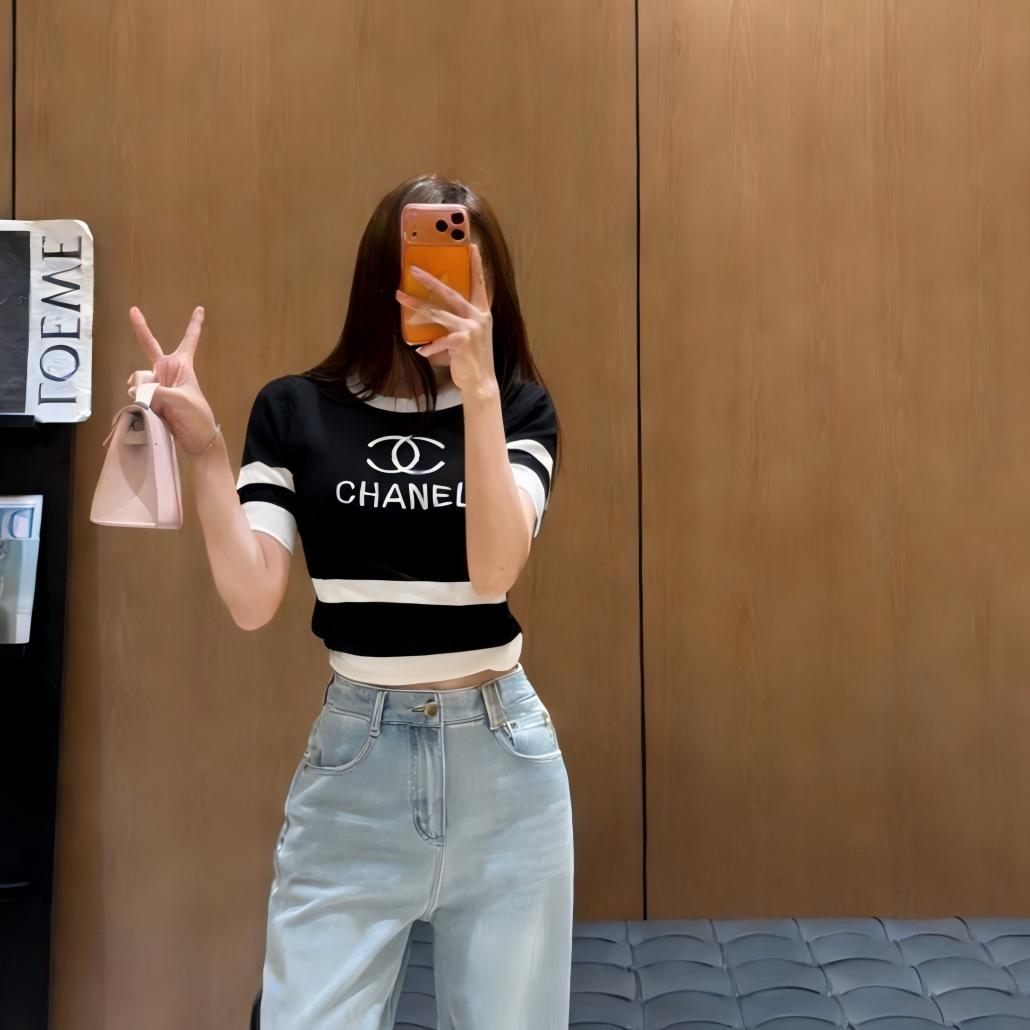 刺繍入りカラーブロックプルオーバースリムニットセーター