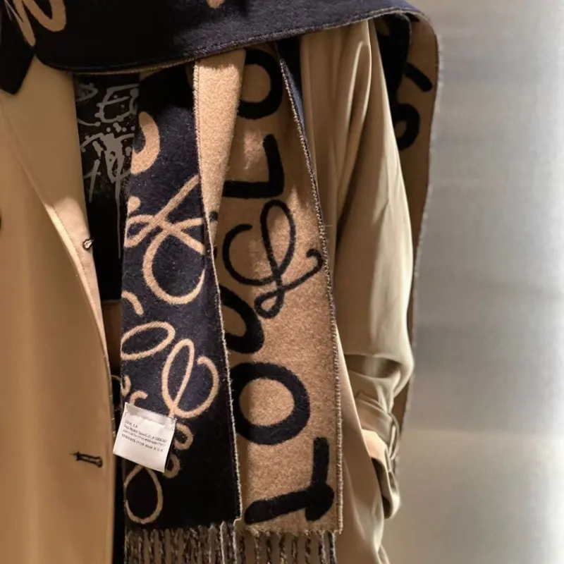 大活躍 柔らかタッチ 軽量 防寒おしゃれ 高品質 ウール カシミヤ生地 マフラー