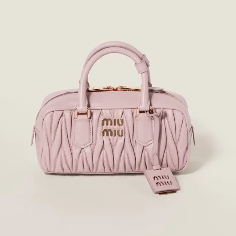 NO.1人気 ファッション シンプル クラシック高級感 質感のいい エレガント ショルダーバッグ