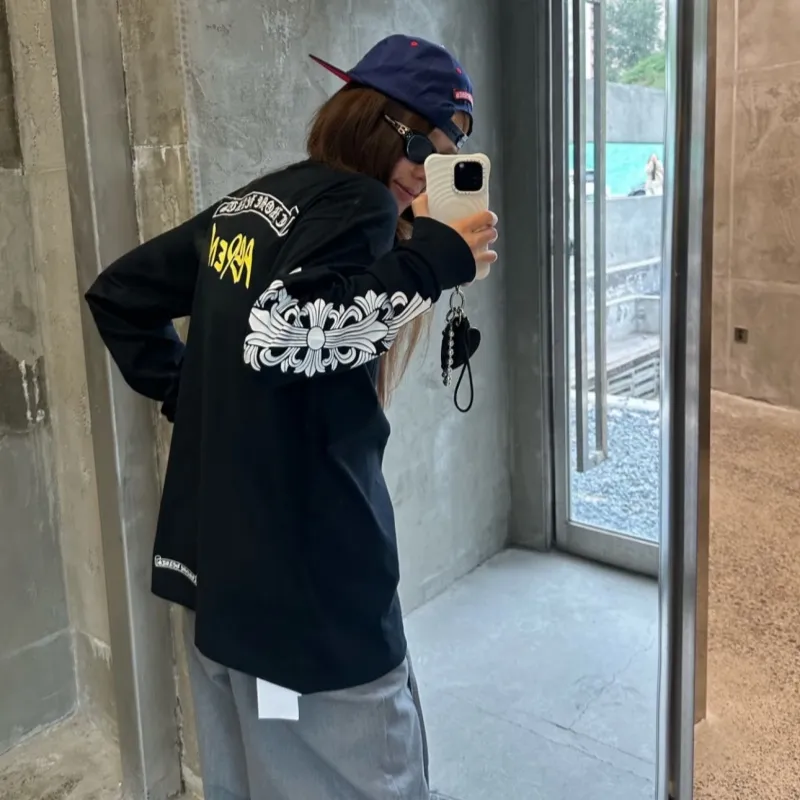 人気爆発中 着回し最強 シンプル プリント 長袖 Ｔシャツ