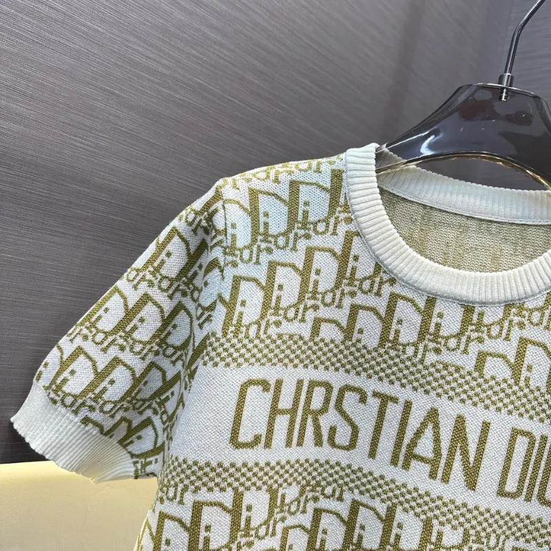 『フリーサイズ』高級感 売れ筋 今季も大流行 おしゃれ モード ニット生地 2カラー Ｔシャツ