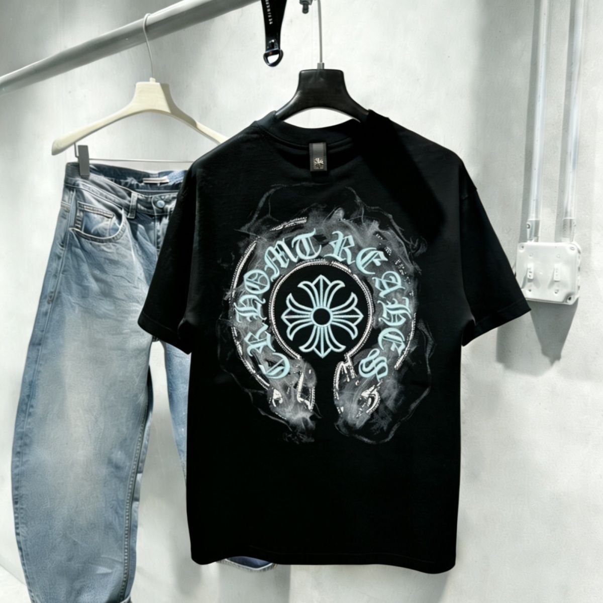 『M-4XL』新作 夏物 刺繍入り 半袖 メンズ＆レディース ゆったりラウンドネック ハーフスリーブ