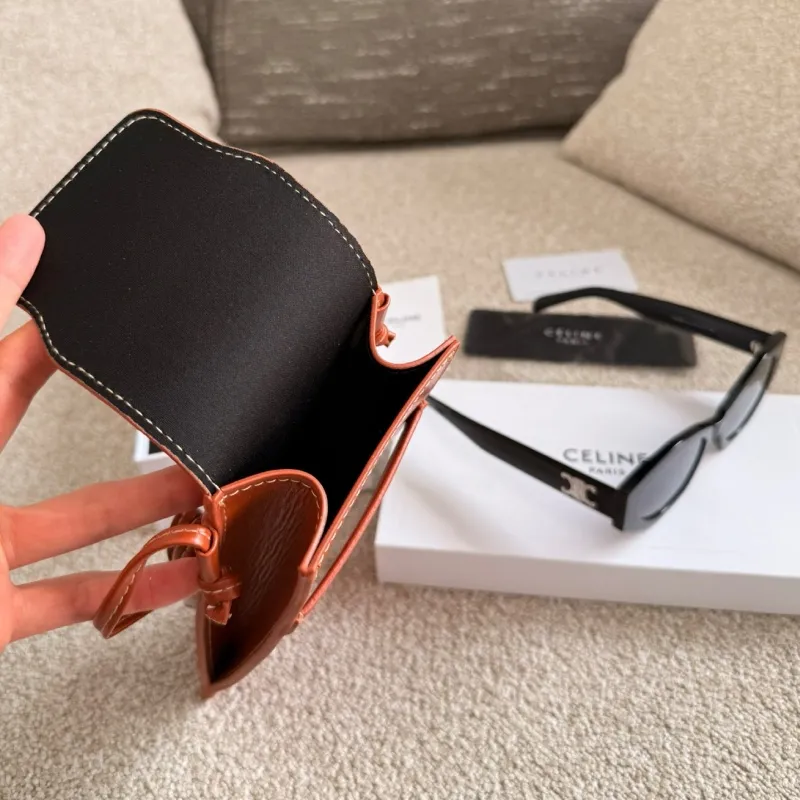 人気爆発中 超人気商品 魅力的 ファッション 保護ケース付き サングラス