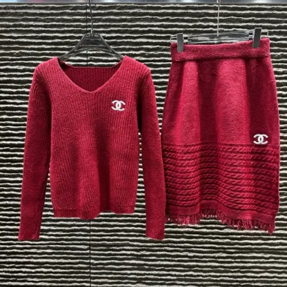 『フリーサイズ』今季も大流行 女子マスト フェミニン 刺繍 ニット生地 ケープ セットアップ