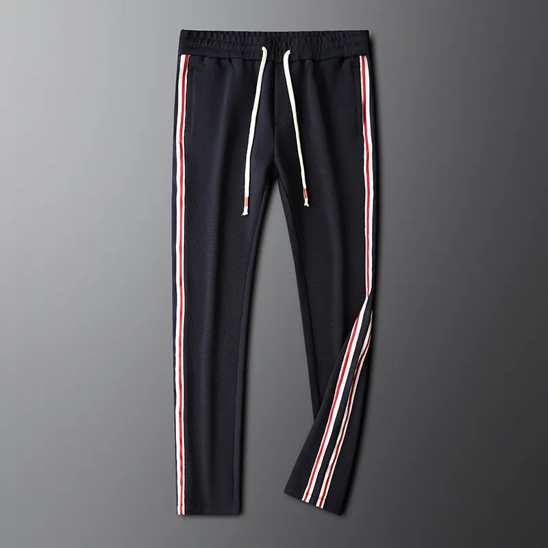 メンズ ライトラグジュアリー スポーツカジュアルパンツ 秋冬 スリムフィット ストレートレッグ スウェットパンツ