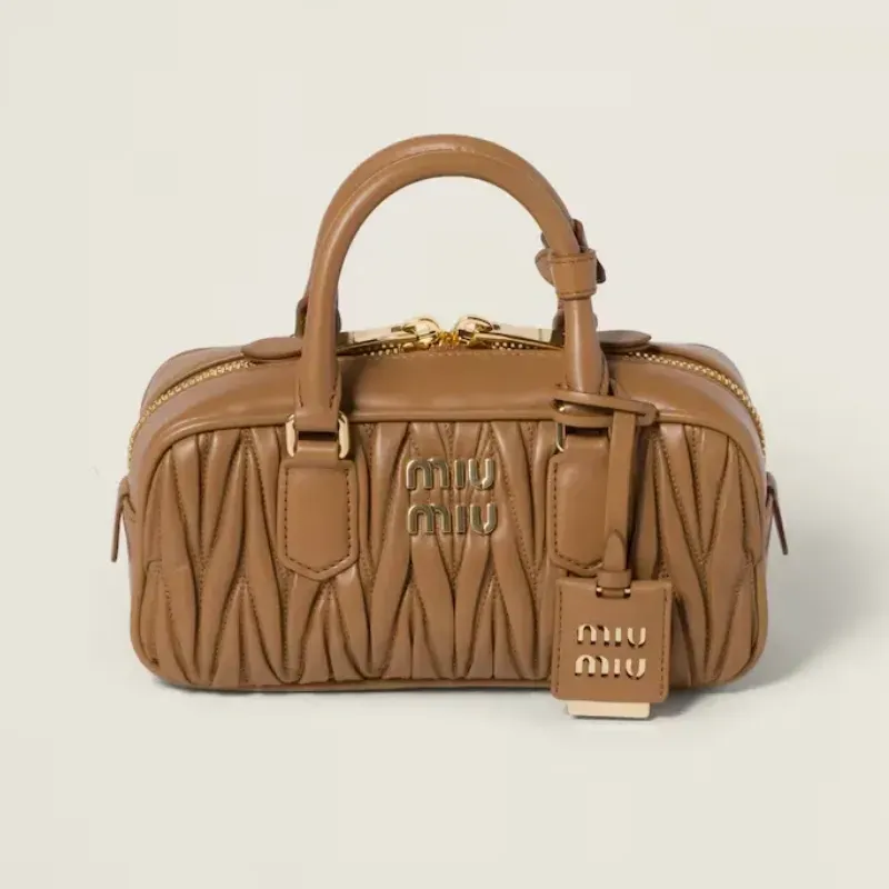 NO.1人気 ファッション シンプル クラシック高級感 質感のいい エレガント ショルダーバッグ