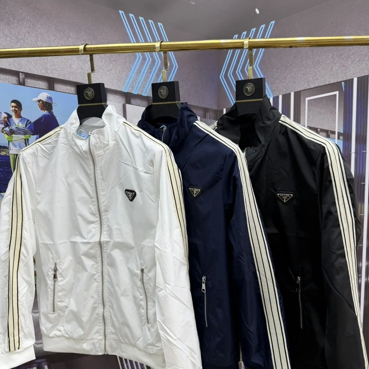 『S-5XL』人気爆発中 合わせやすい 大活躍 カッコイイ 春秋 薄地 アウター