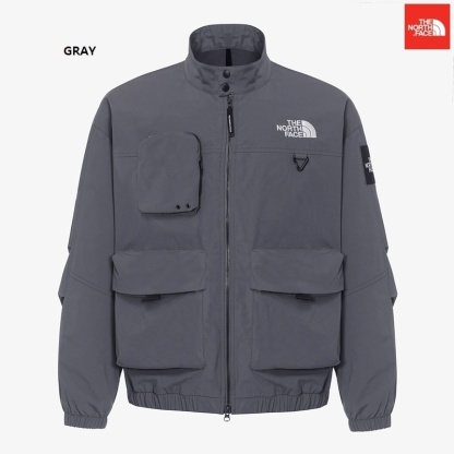 ザ・ノース・フェイスのニールトンジャケットは、ロゴ入りのハイカラーウィンドブレーカーで、カジュアルなストリートウェア風デザインが特徴です