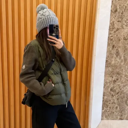 大活躍 おしゃれ 高級感 着瘦せ 暖かい 軽量 着心地良い ダウンアウター