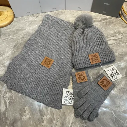 冬の最強コーデ 完成度UP！あったか3点セットスカーフ+ハット+手袋