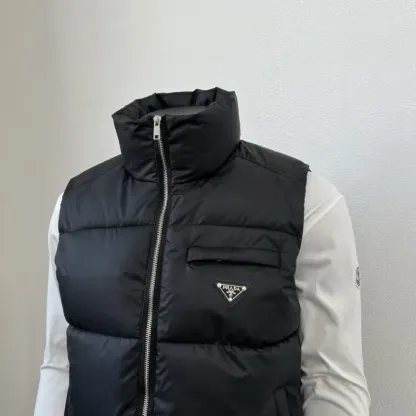 『L-4XL』大人らしいトレンド 高品質 シンプル 軽量 暖かい ダウンベスト