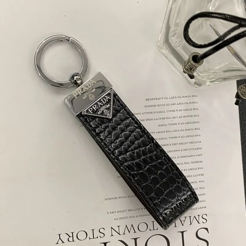 大活躍 ファッション シンプル 高品質 軽量 耐摩耗性 モダン キーホルダー