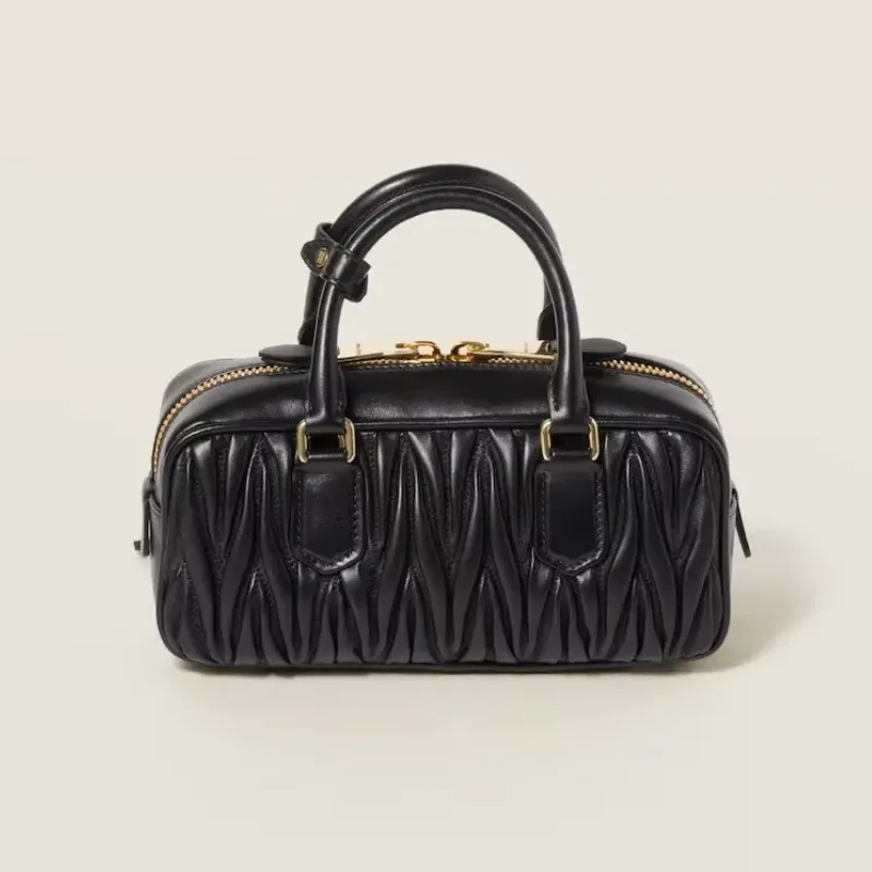 NO.1人気 ファッション シンプル クラシック高級感 質感のいい エレガント ショルダーバッグ