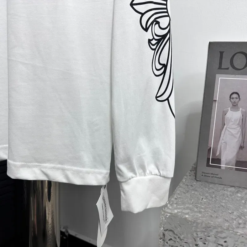 『S-XL』絶対欲しいスタイリッシュシンプルカジュアルクール 長袖Tシャツ