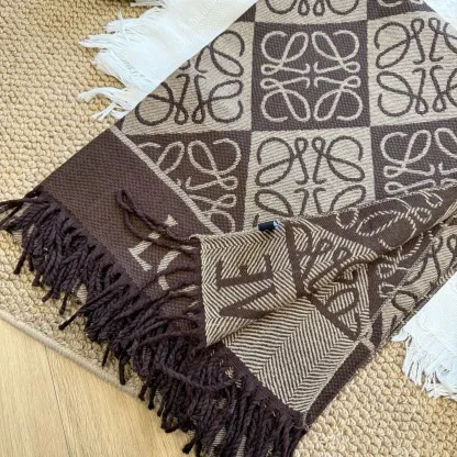 気質満点 高級感 軽量＆快適！ 期間限定 おしゃれ ファッション マフラー