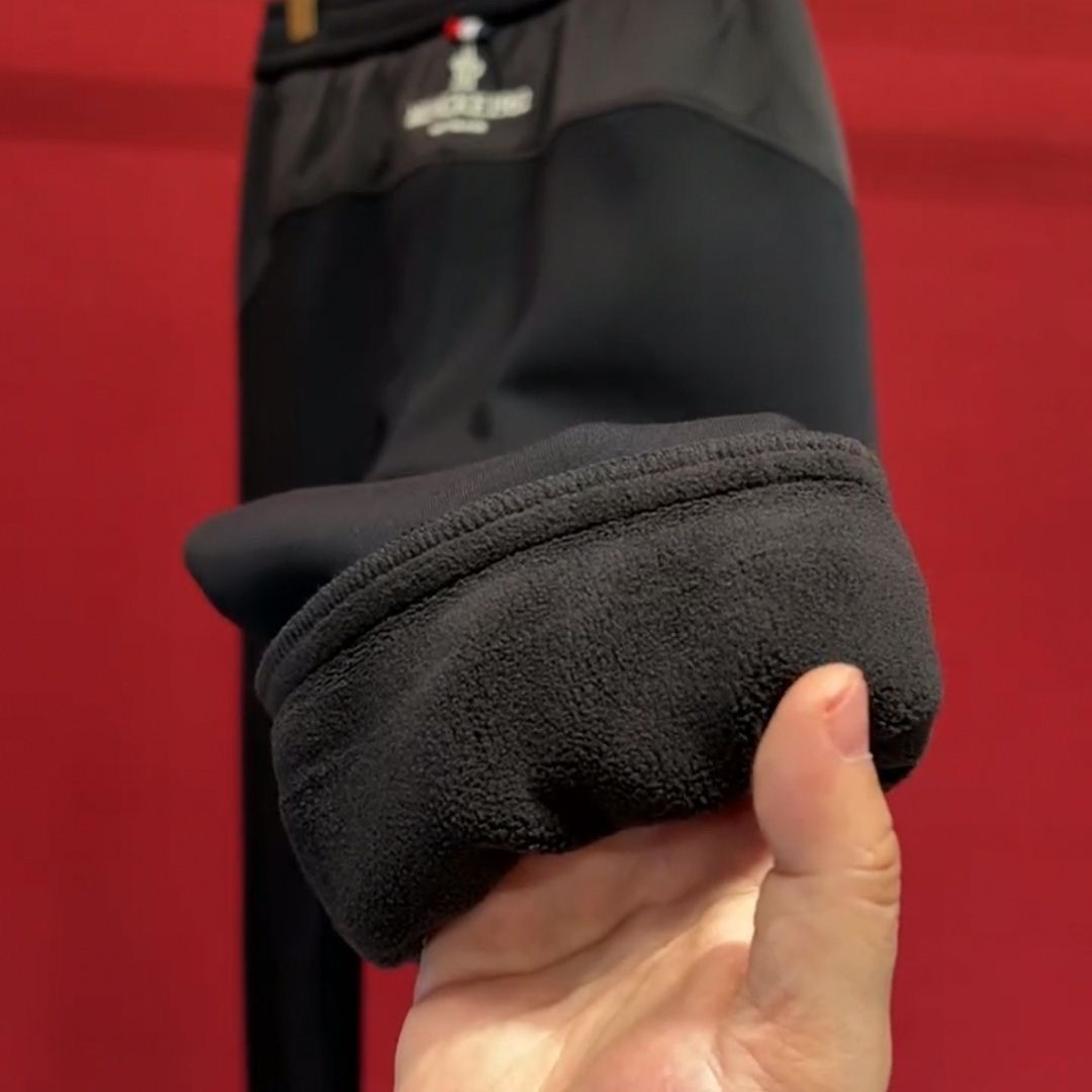 秋冬人気アイテム、裏起毛厚手スウェットパンツ、ストレッチ素材でスタイリッシュなジョガーパンツ