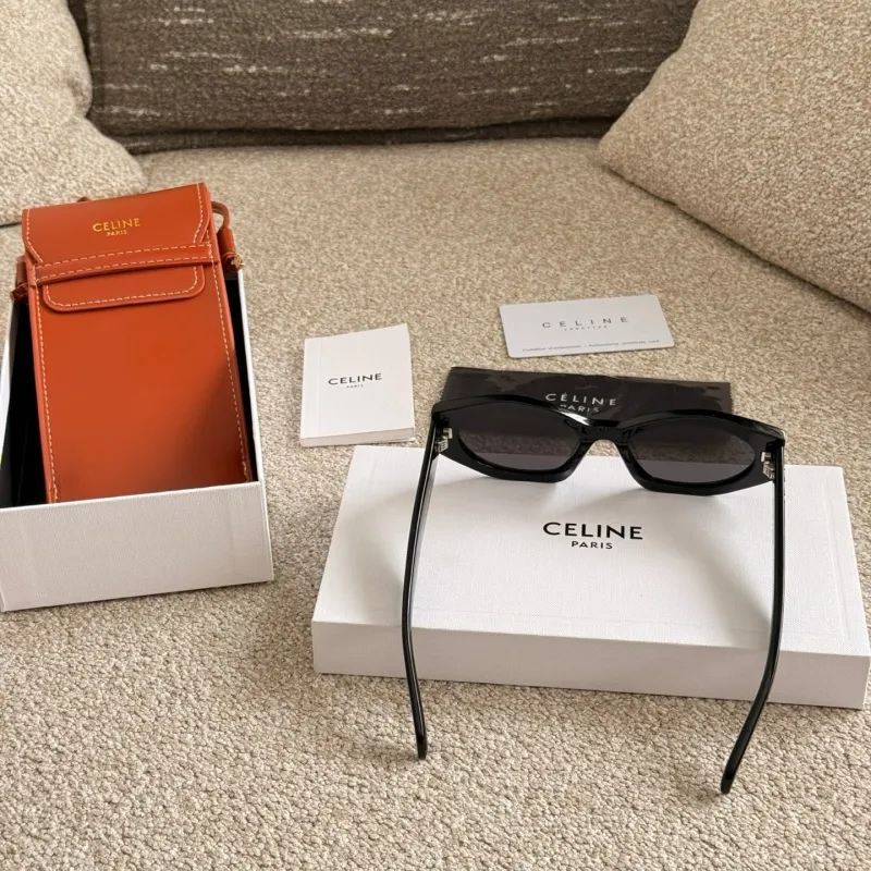 人気爆発中 超人気商品 魅力的 ファッション 保護ケース付き サングラス