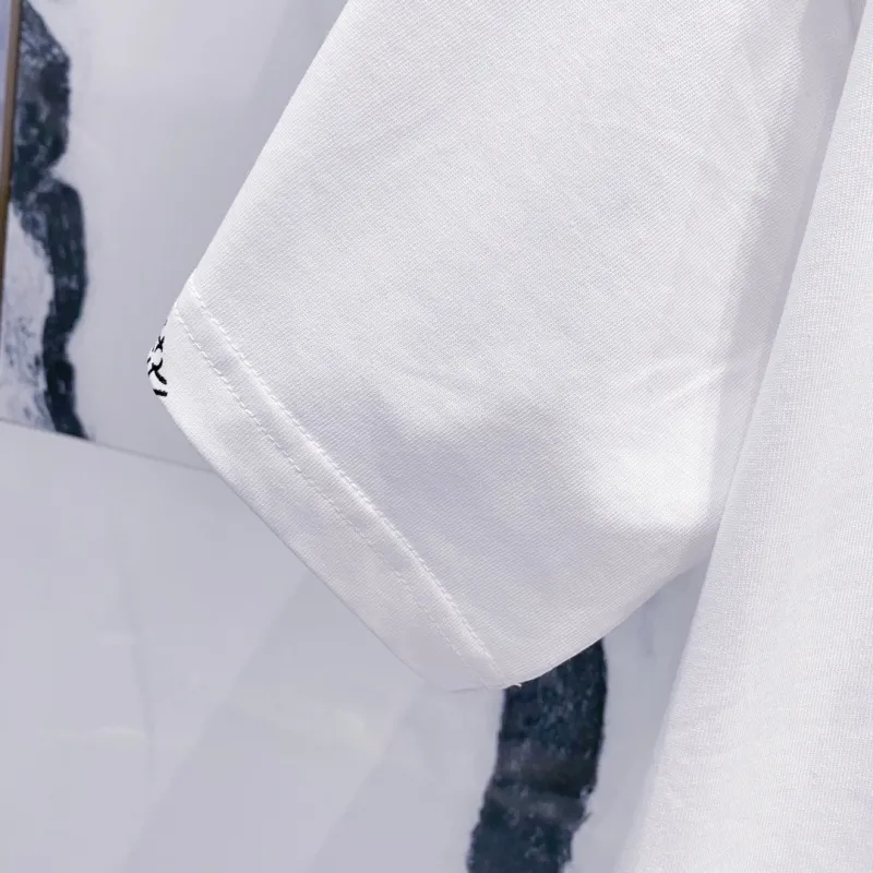 『XS-L』最愛の一着 高級感 スタイリッシュ 質感のいい 快適 合わせやすいＴシャツ