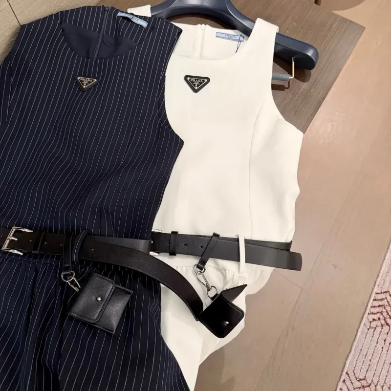 『S-L』好感度100％ 質感のいい フェミニン ストライプ ノースリープ フリル ワンピース