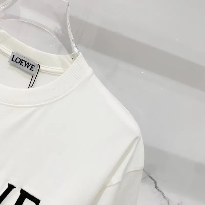 『S-XL』今季も大流行 組み合わせやすい モード 刺繍 カジュアル 半袖 Tシャツ