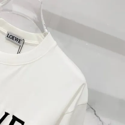 『S-XL』今季も大流行 組み合わせやすい モード 刺繍 カジュアル 半袖 Tシャツ