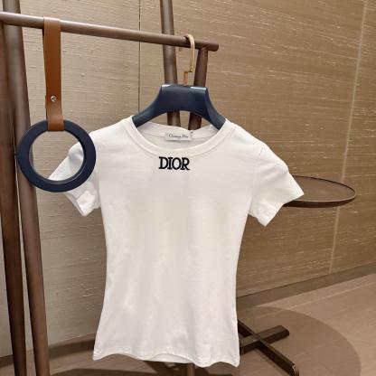 刺繍入りレター万能半袖Tシャツ