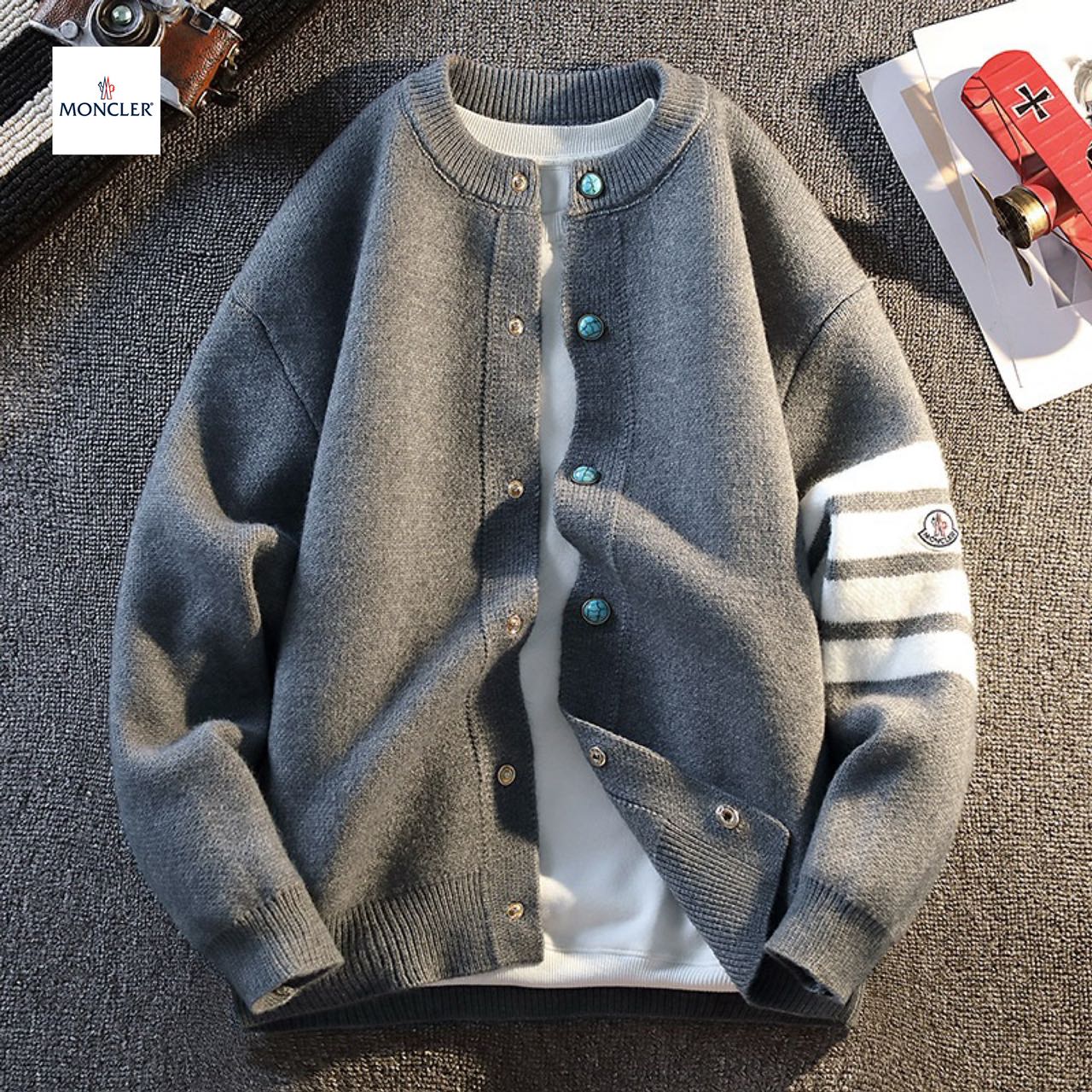 『M-4XL』ニットカーディガン、ユニセックス、新しい秋のスタイル、カジュアルで高級感があります。