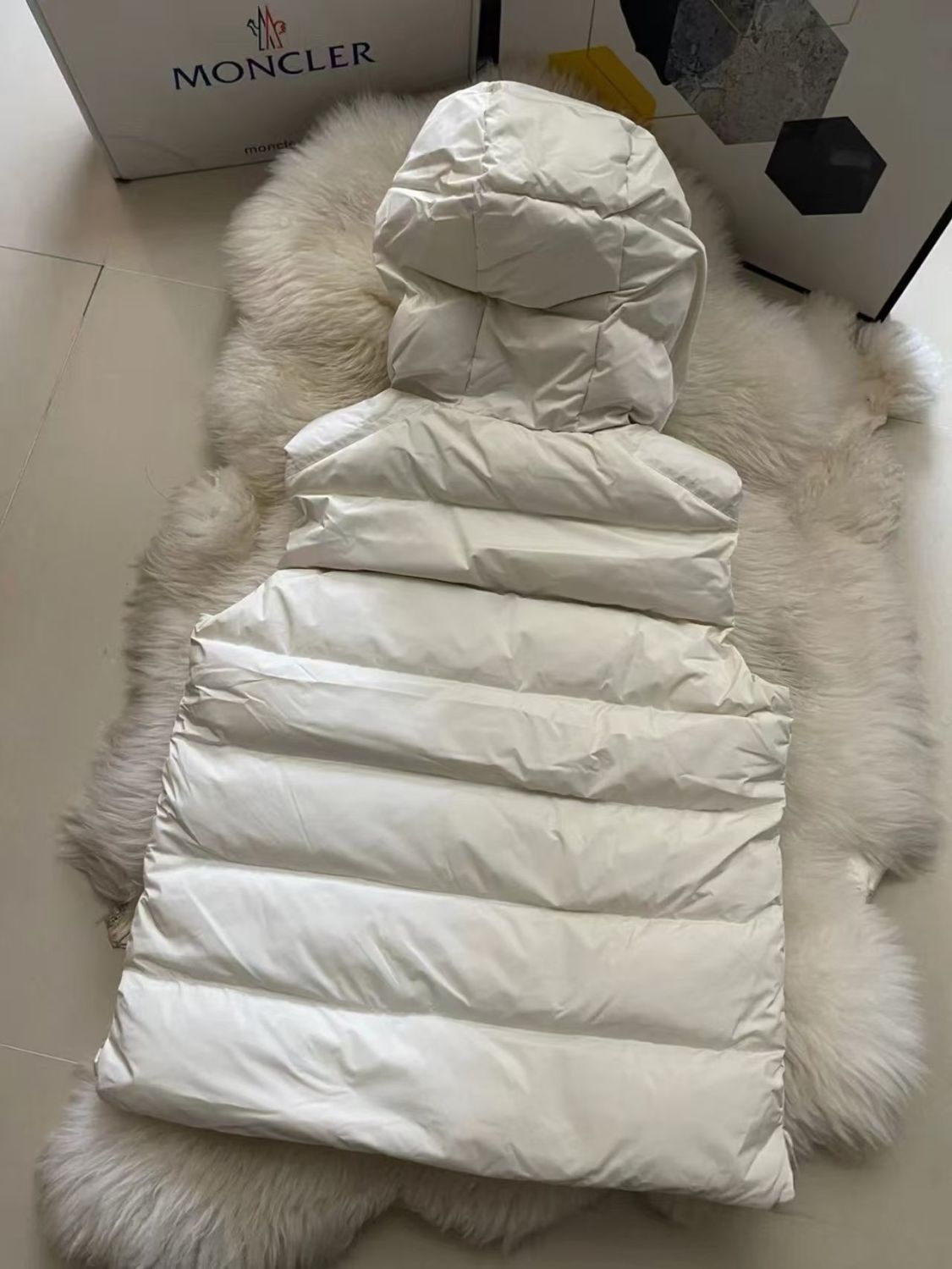 冬用ダウンベスト、フード付きショートジャケット、暖かいダウンジャケット