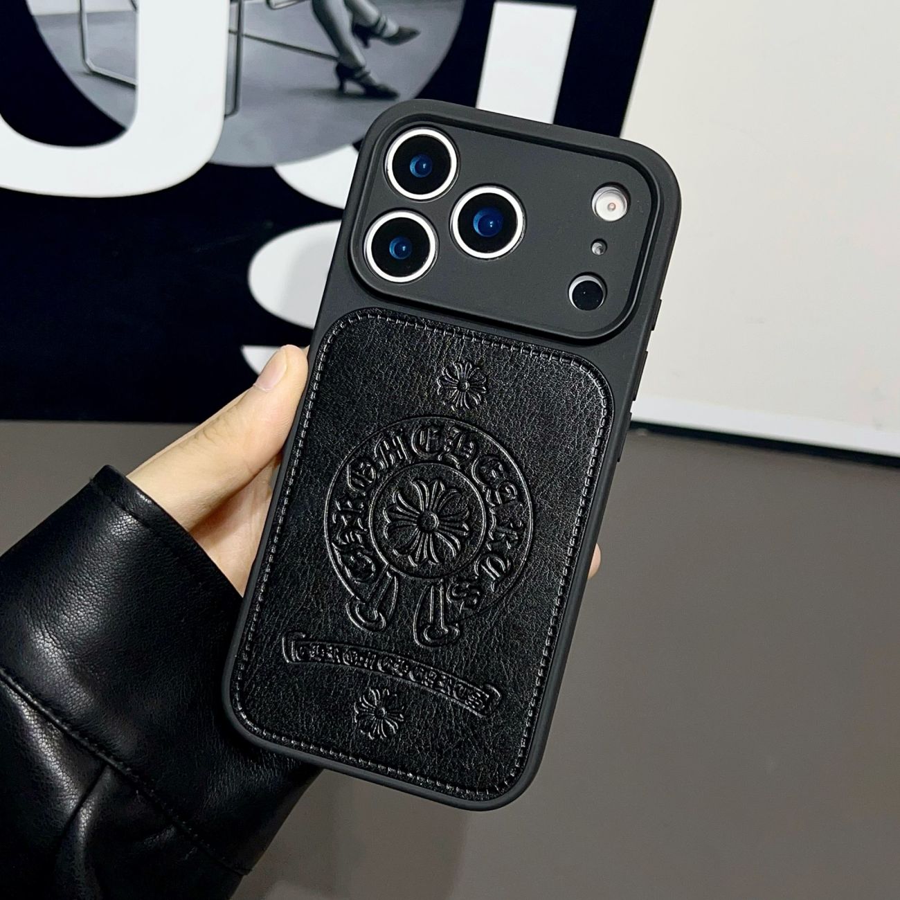 iphoneの携帯ケース レザーの質感 トレンドブランド カップルブランド