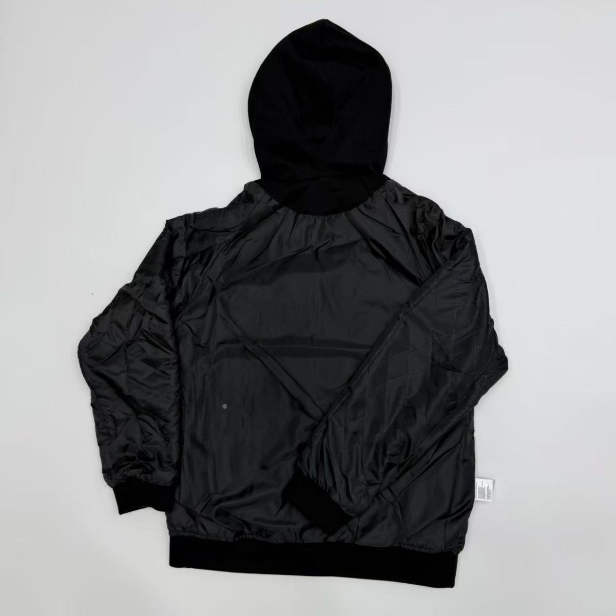 新しいユニセックスの刺繍入りコットンパッド入りジャケット、フード付き、ゆったりとした、カップル向けの暖かいコート。