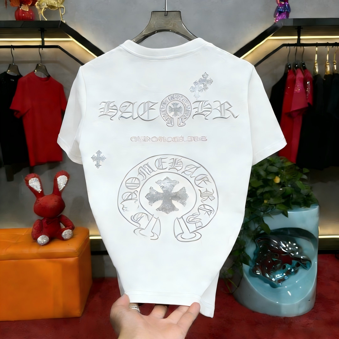 【L-5XL】重厚な刺繍と高品質のスパンコールが施された、ファッショナブルでカジュアルなベースレイヤーのラウンドネックプルオーバー半袖Tシャツ。