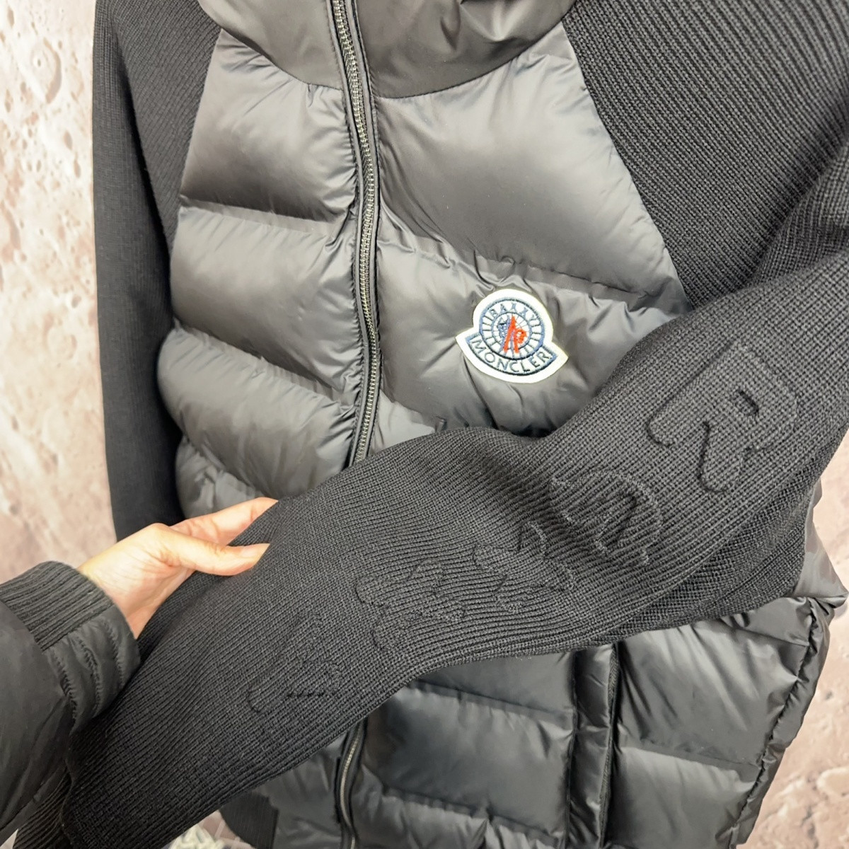 【L-5XL】高級ファッションニットスリーブパッチワークジャケットメンズ、冬用フード付き厚手暖かい