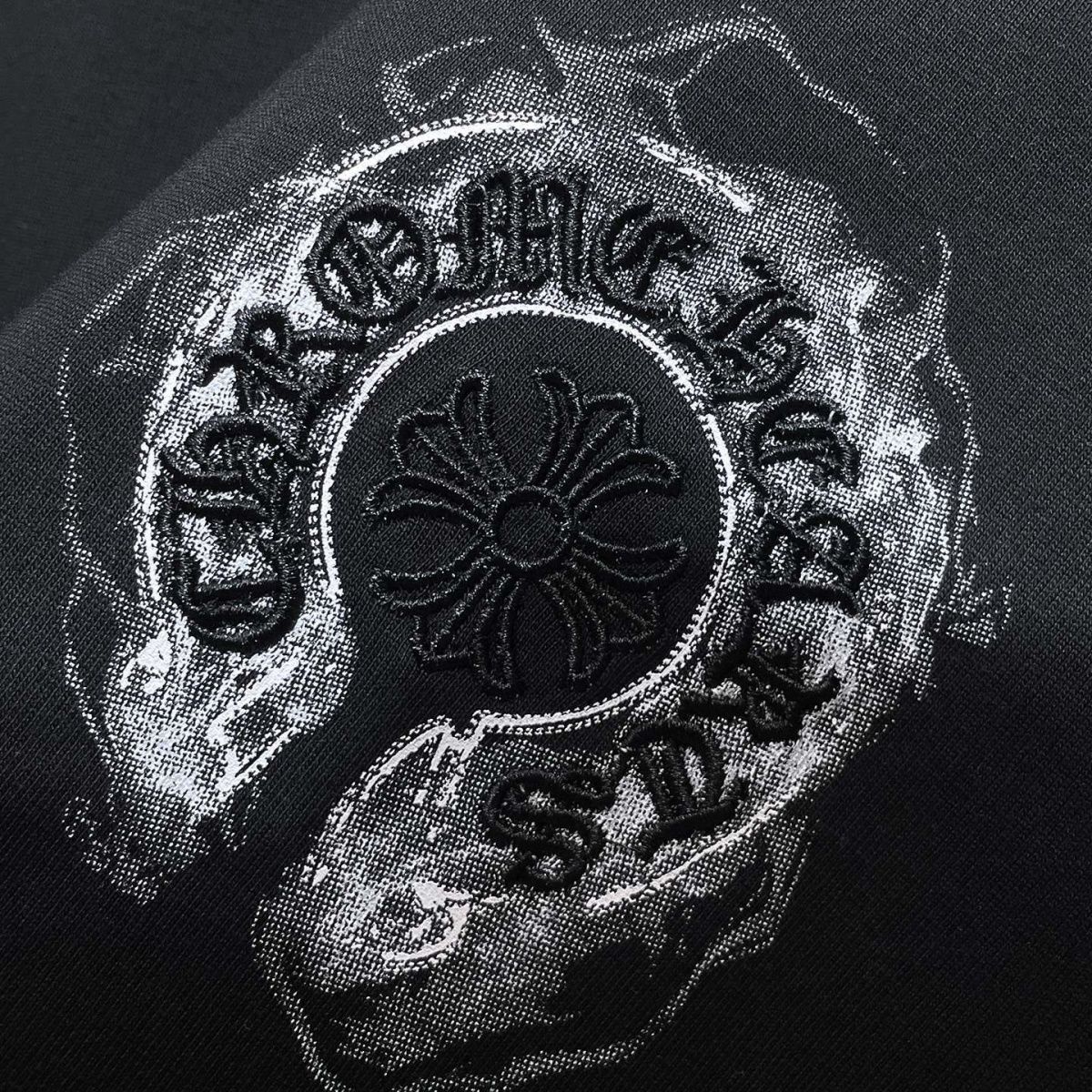 『S-XL』トレンディなプリント柄の半袖Tシャツ ゆったりとした着心地で、通気性に優れ、高品質なトップスです