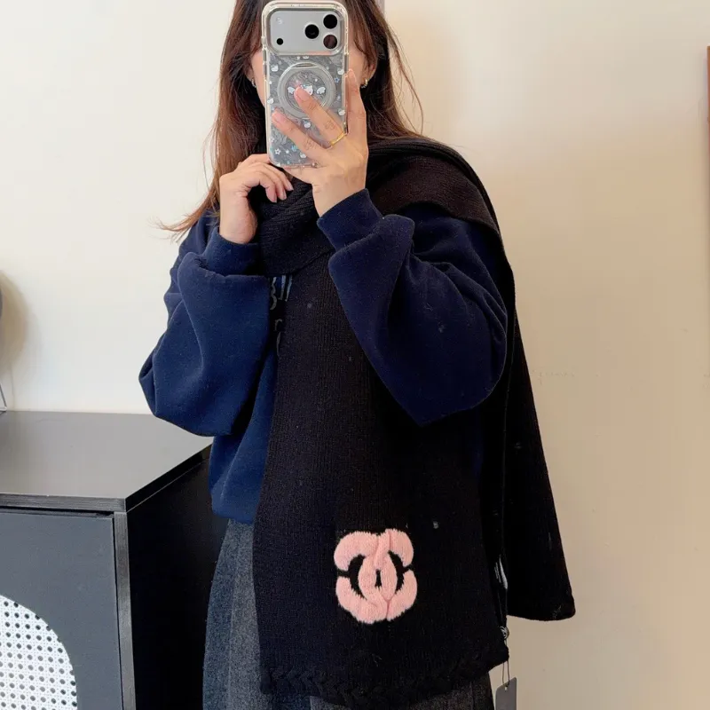 おすすめ 今季も大流行 上品 ファッション ウール 3カラー ニット生地 マフラー