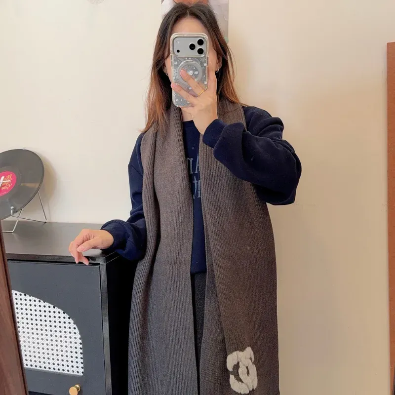 おすすめ 今季も大流行 上品 ファッション ウール 3カラー ニット生地 マフラー