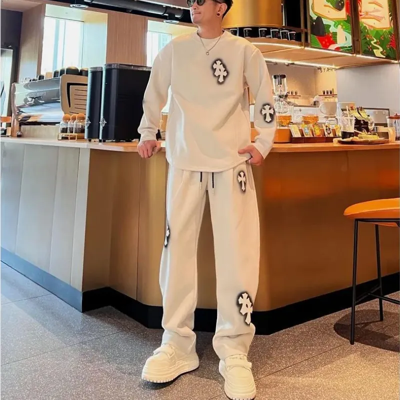 『M-4XL』春秋メンズトレンドファッションセット、人気の新作スウェットシャツとスウェットパンツのツーピースセット