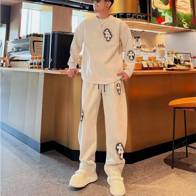 『M-4XL』春秋メンズトレンドファッションセット、人気の新作スウェットシャツとスウェットパンツのツーピースセット