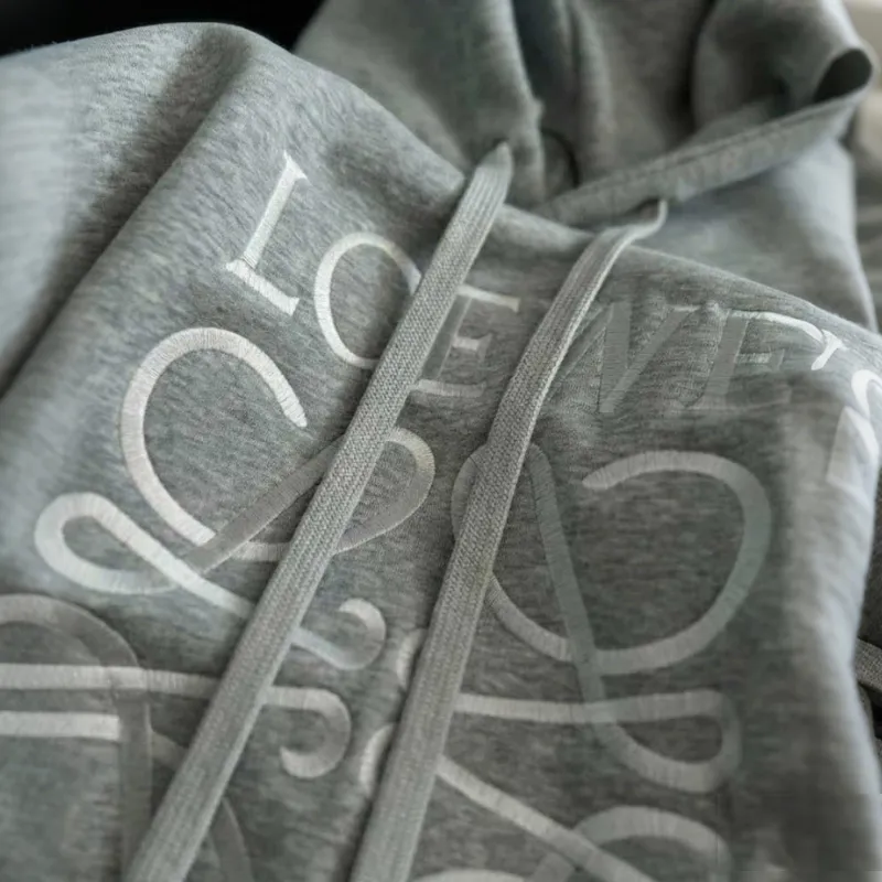 『S-3XL』気質満点 取り入れたい 目立つ ノームコア フード付き 刺繍 パーカー