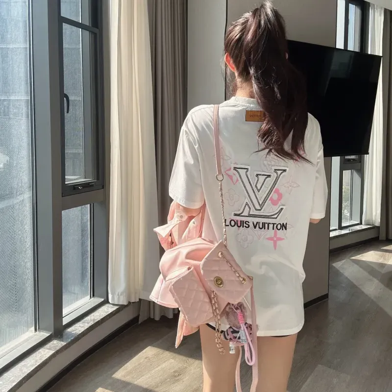『S-L』人気爆発中 着回し最強 モード 快適 ラウンドネック 刺繍 半袖 Ｔシャツ