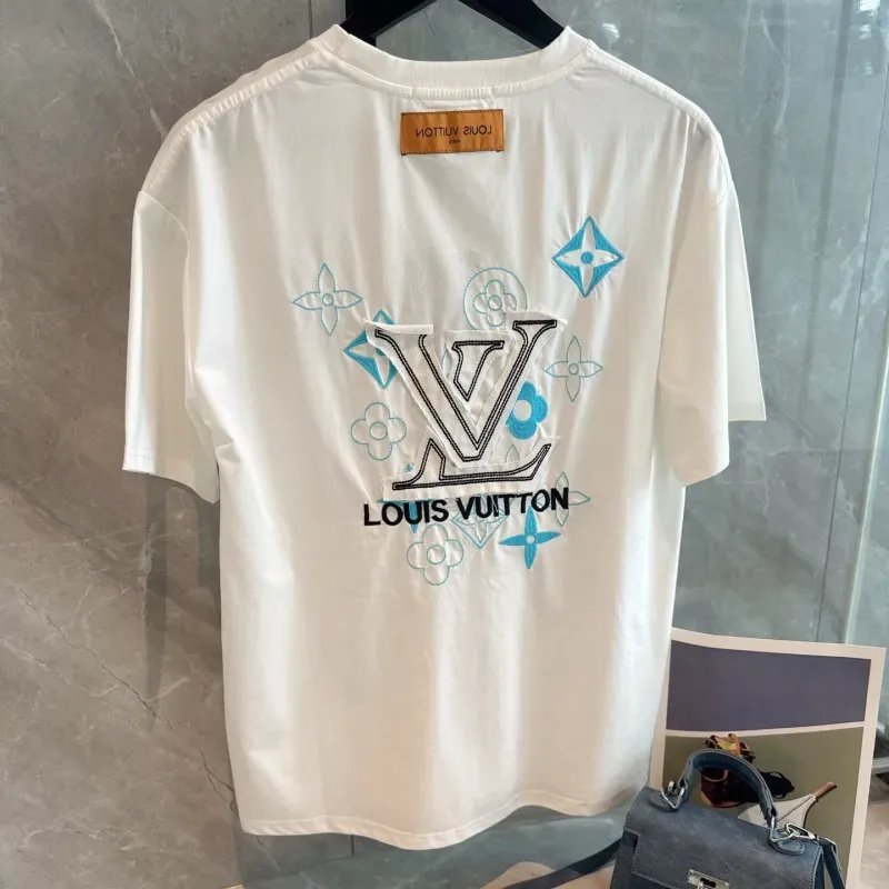 『S-L』人気爆発中 着回し最強 モード 快適 ラウンドネック 刺繍 半袖 Ｔシャツ