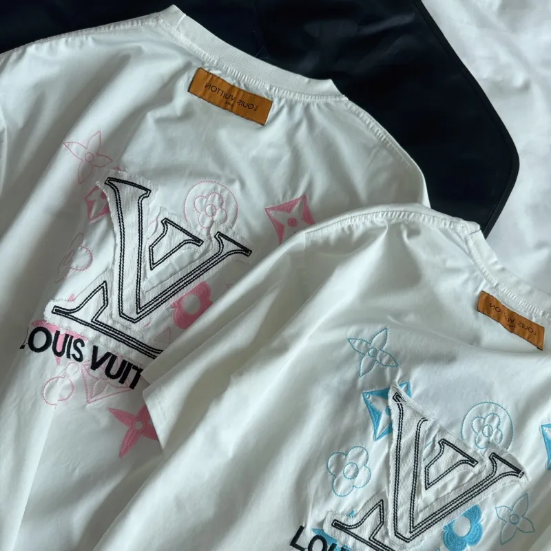 『S-L』人気爆発中 着回し最強 モード 快適 ラウンドネック 刺繍 半袖 Ｔシャツ
